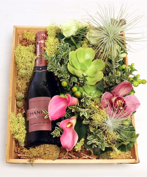 Elegant Champagne or Wine Gift Baskets.