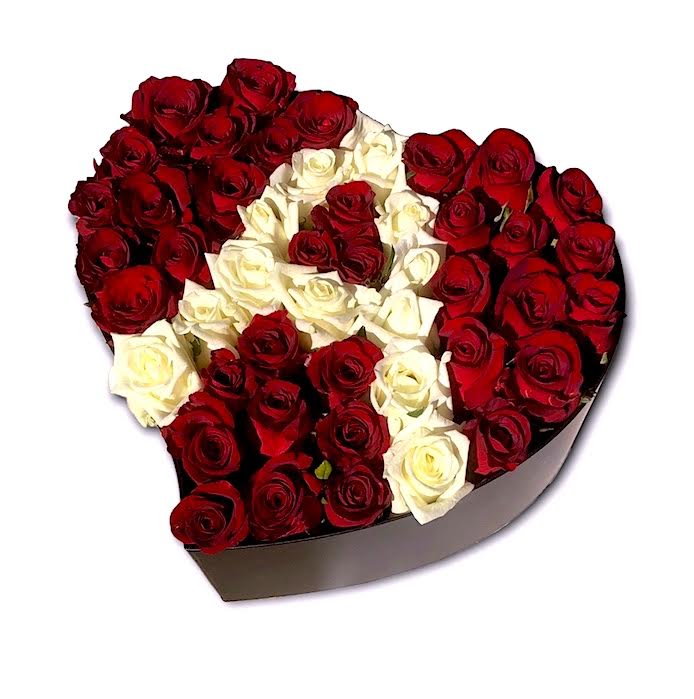 Aphrodite’s Heart romantic red roses flower arrangement - Online delivery Athens

